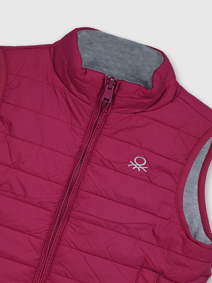 Unisex Reversible Sleeveless Jacket image number 3